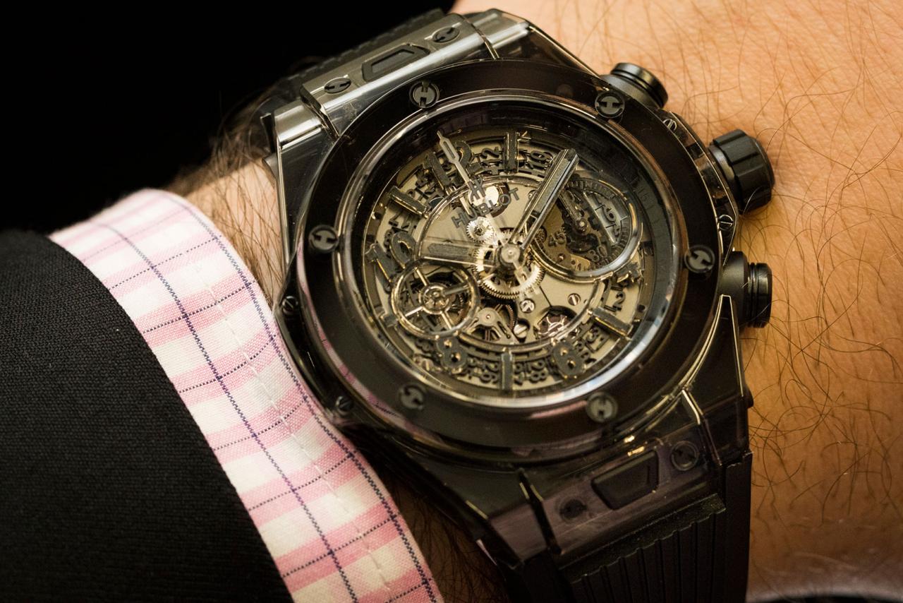 hublot big-bang unico all black sapphire wristwatch