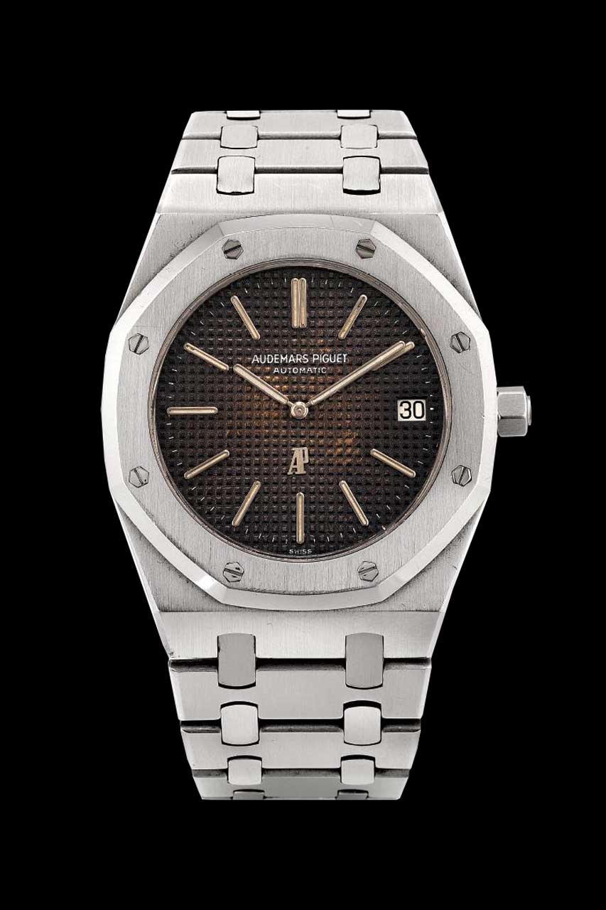 Audemars Piguet Ref. 5402ST A very fine and rare stainless steel bracelet watch with date and colour changed dial