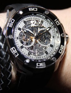 Roger-Dubuis-Pulsion-watch-9