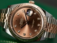The Oyster Perpetual Datejust 41steel strip watch in hand